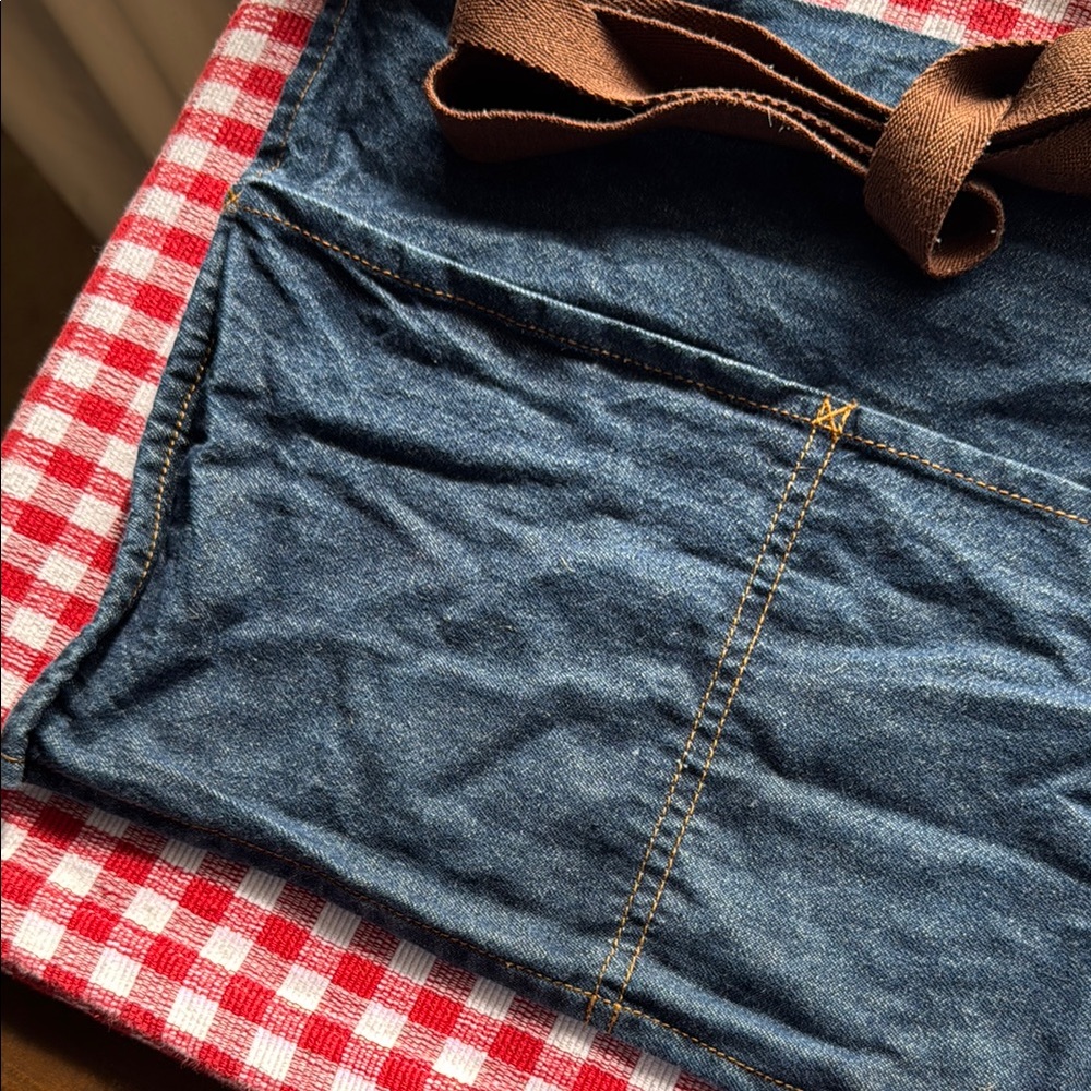 Denim Waist Apron with Brown Strap - Picture 5 of 7